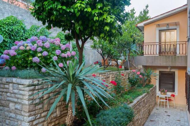 Artapart Z Rabac Exterior photo